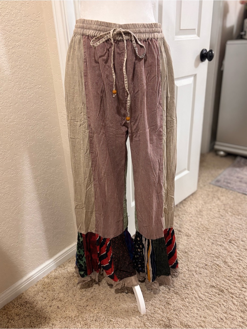 Boho Patchwork Boot-Cut Pants in Taupe & Beige. Pockets!💕